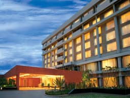 18 Hotel Available